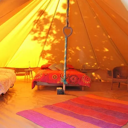 Camping Bois de St Hilaire Chalandray Extérieur photo