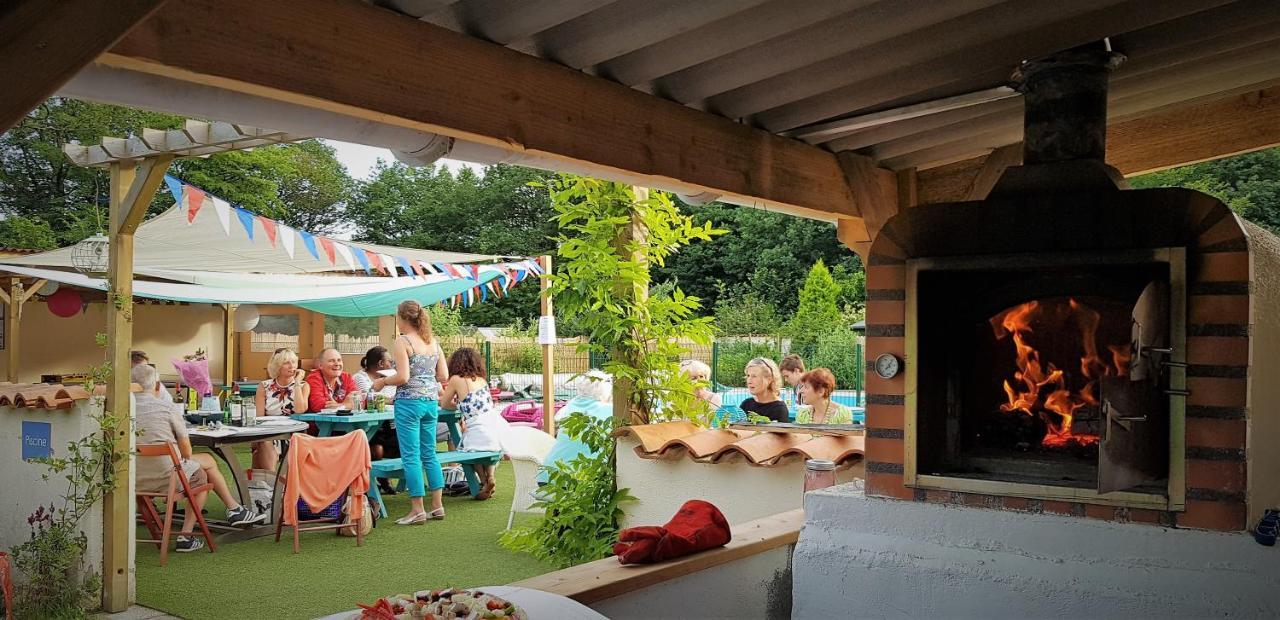 Bois De St Hilaire Camping Chalandray
